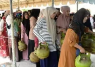 Hapus Subsidi BBM dan LPG