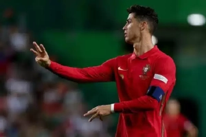 Masih Liburan Bareng Keluarga, Cristiano Ronaldo Dicoret Dari Timnas Portugal 5 Masih Liburan Bareng Keluarga, Cristiano Ronaldo Dicoret Dari Timnas Portugal