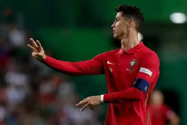 Masih Liburan Bareng Keluarga, Cristiano Ronaldo Dicoret Dari Timnas Portugal 1 Masih Liburan Bareng Keluarga, Cristiano Ronaldo Dicoret Dari Timnas Portugal