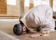 Niat Sholat Witir 3 Rakaat, Bacaan Arab, Latin, dan Terjemahan yang Benar