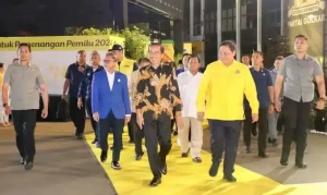 Strategi Politik Jokowi: Mati-Matian Kuasai Golkar Untuk Mempengaruhi Kekuasaan Prabowo 10 Strategi Politik Jokowi, Mati-Matian Kuasai Golkar Untuk Mempengaruhi Kekuasaan Prabowo
