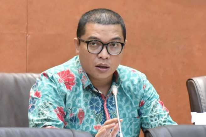 Imbauan Warung Madura Tak Buka 24 Jam: Komisi Vi Pertanyakan Perlakuan Untuk Minimarket 1 Imbauan Warung Madura Tak Buka 24 Jam, Komisi Vi Pertanyakan Perlakuan Untuk Minimarket