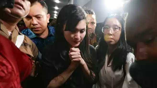 Fakta Menarik Harta Istri-Istri Tersangka Korupsi Timah, Apakah Sandra Dewi Terancam? 1 Fakta Menarik Harta Istri-Istri Tersangka Korupsi Timah, Apakah Sandra Dewi Terancam