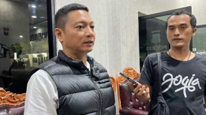 Tragis, Polwan Mojokerto Tega Bakar Suami Sendiri Yang Juga Polisi 2 Tragis, Polwan Mojokerto Tega Bakar Suami Sendiri Yang Juga Polisi