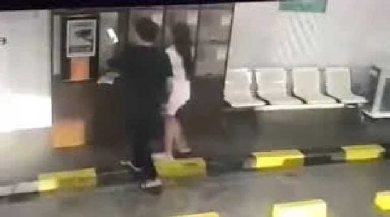 Tragis! Suami Diseret Mobil Saat Pergoki Istri Selingkuh Dengan 2 Pria Di Jaktim 1 Tragis! Suami Diseret Mobil Saat Pergoki Istri Selingkuh Dengan 2 Pria Di Jaktim