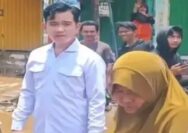 Viral! Ibu-Ibu di Bekasi Ogah Terima Bantuan Wapres Gibran, Kenapa