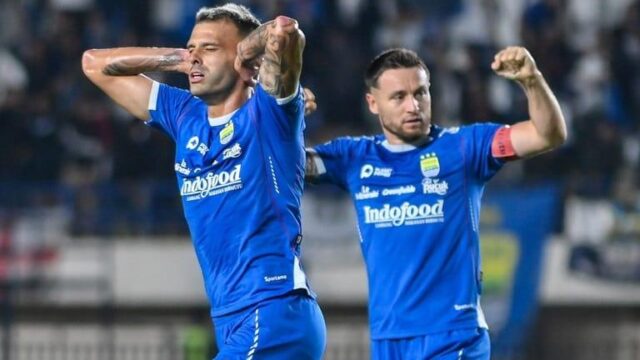 Skor Akhir Borneo FC 2-2 Persib, Tyronne Sesalkan Hasil Seri