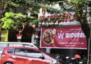 Restoran Ayam Goreng Legendaris Ini Tuai Kecaman, Ternyata Non-Halal!