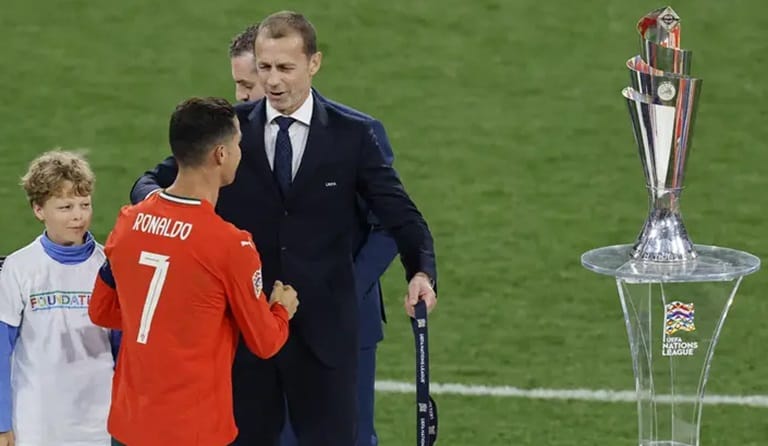 Cristiano Ronaldo Cedera Di Final, Tapi Antar Portugal Jadi Juara Lagi 1 Cristiano Ronaldo Cedera Di Final, Tapi Antar Portugal Jadi Juara Lagi