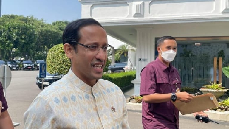 Tiga Stafsus Sudah Digeledah, Kejagung Dinilai Aneh Jika Tidak Periksa Nadiem 1 Tiga Stafsus Sudah Digeledah, Kejagung Dinilai Aneh Jika Tidak Periksa Nadiem