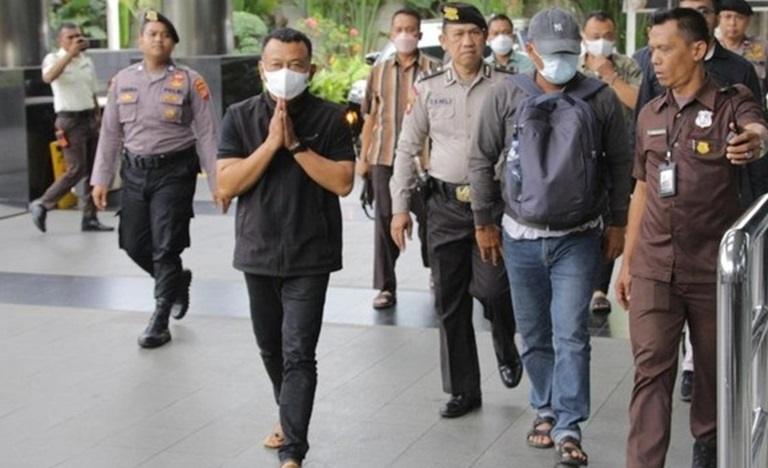 KPK OTT Bupati Ponorogo Sugiri Sancoko, 13 Orang Diamankan