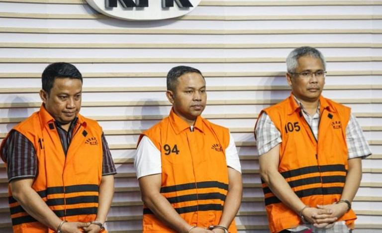 KPK Sita CCTV dan Dokumen Saat Geledah Rumah Dinas Gubernur Riau Abdul Wahid