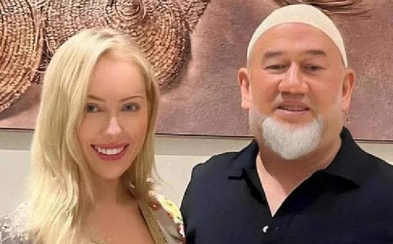 Brittany Porter Bongkar Fakta Mengejutkan Terkait Sultan Kelantan Muhammad V