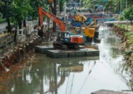 Jelang HUT Jakarta 499 Proyek Turap Kali Cideng Dikejar Deadline