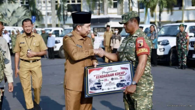 Koperasi Merah Putih Jember Terima 48 Armada dari Pemkab 1 Koperasi Merah Putih Jember Terima 48 Armada Dari Pemkab
