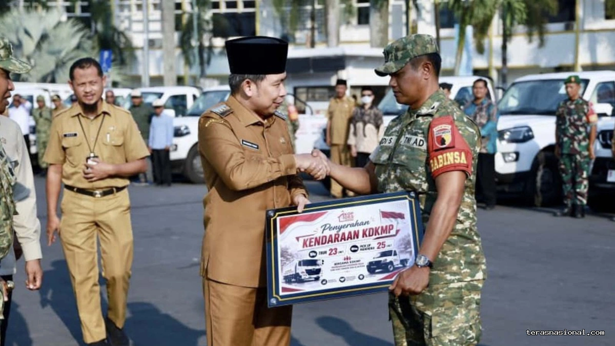 Koperasi Merah Putih Jember Terima 48 Armada dari Pemkab 1 Koperasi Merah Putih Jember Terima 48 Armada Dari Pemkab