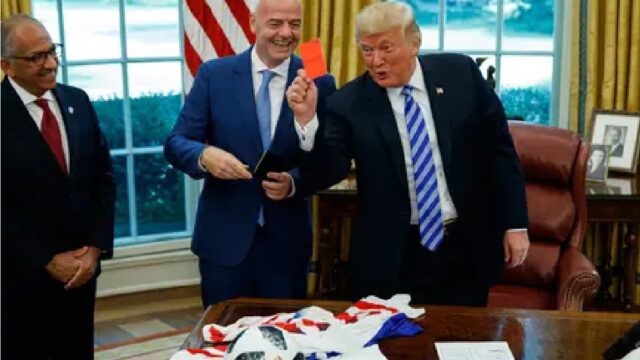 Trump Telepon Langsung Bos FIFA, Kartu Merah Pemain AS di Piala Dunia 2026 Berhasil Dibatalkan 1 Trump Telepon Langsung Bos FIFA, Kartu Merah Pemain AS di Piala Dunia 2026 Berhasil Dibatalkan